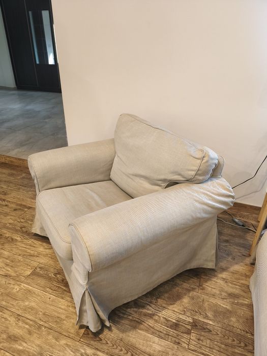 Sofa+ fotel+ podnóżek
