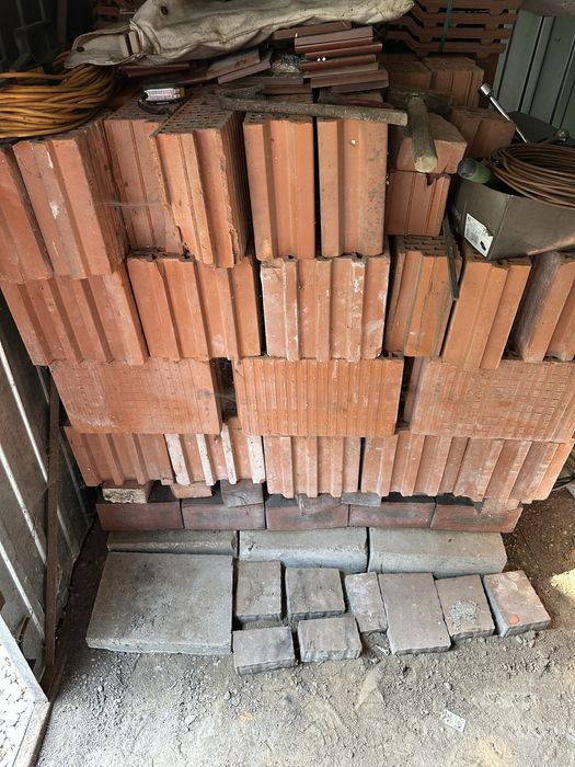 Porotherm 25 P+W wraz z materialami budowlanymi