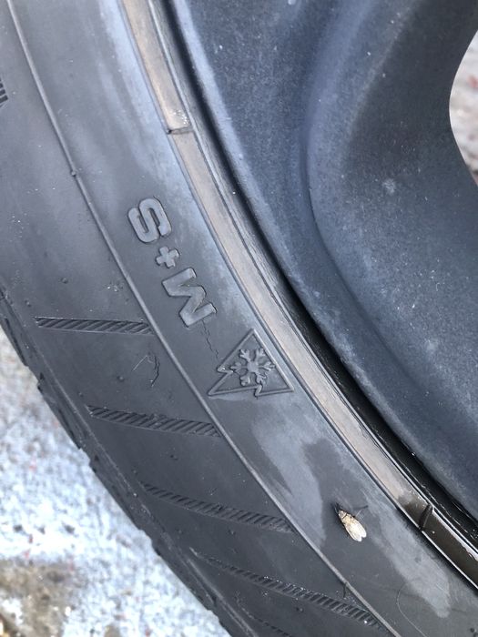 Alufelgi Ford 18 cali 5x108 opony wielosezonowe Gudyyer