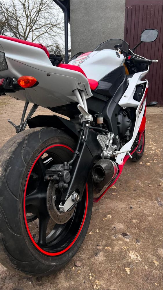 Продаю Yamaha r6