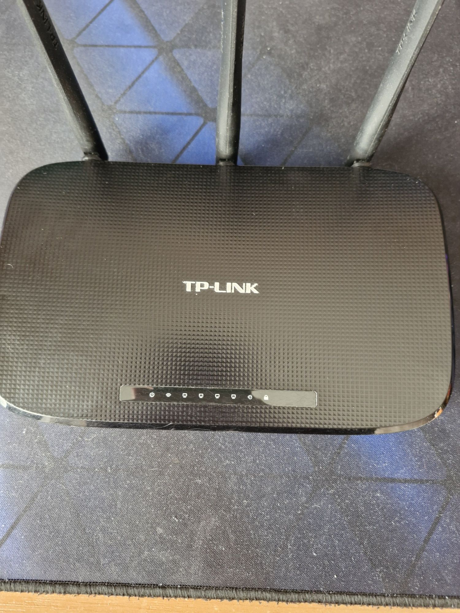 Продам роутер TP-LINK