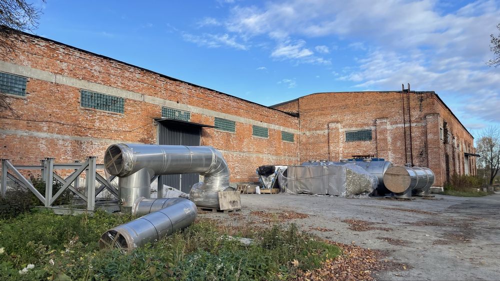 Продаж великого складського комплексу 8300 м.кв.