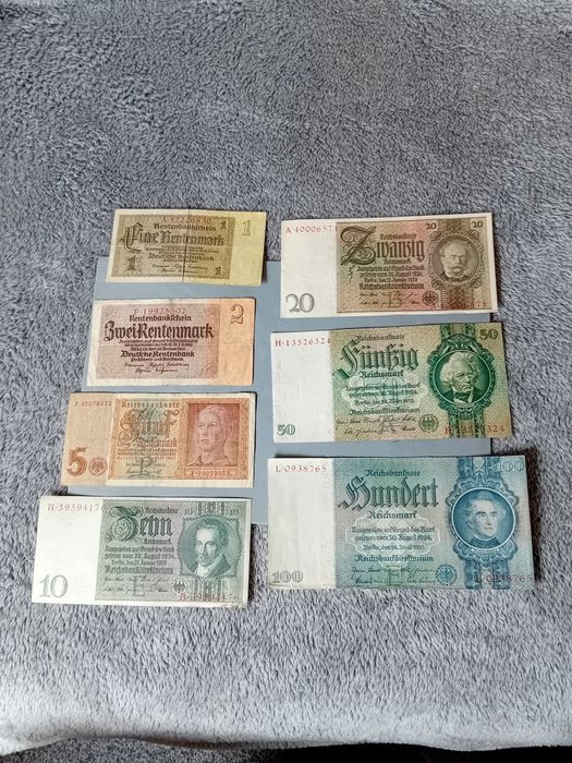 Przedwojenne banknoty niemieckie.