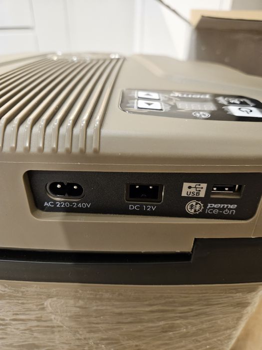 Lodówka turystyczna Peme Essential 27 Sand Storm