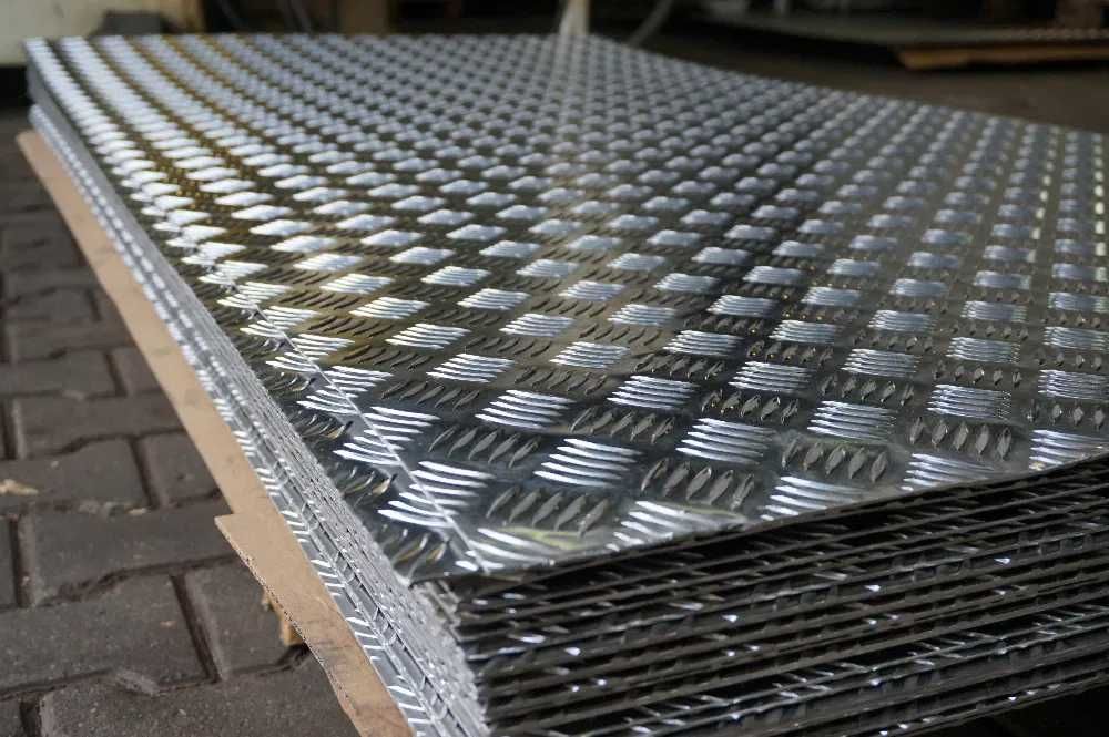 Blacha ryflowana aluminiowa, aluminium 3x1250x2500 BYTOM