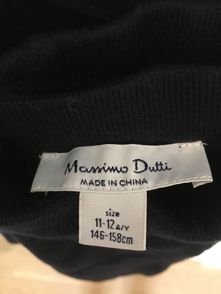 Spódniczka na szelkach z Massimo Dutti . Dziecieca granatowa