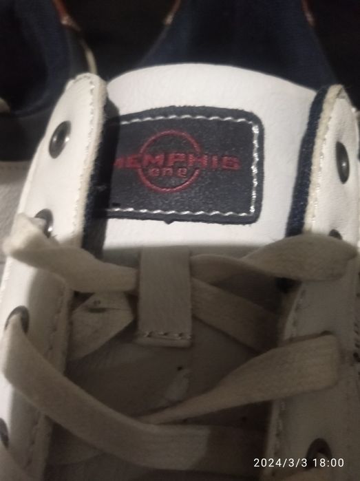 Кроссовки размер 46 новые