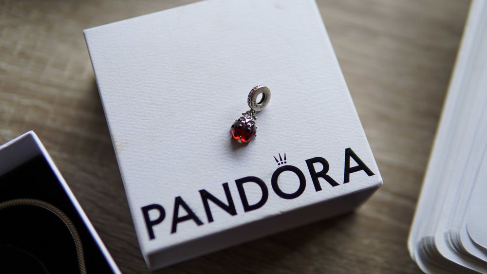 Намистина Pandora з підвіскою «Червоне сонечко» (оригінал)