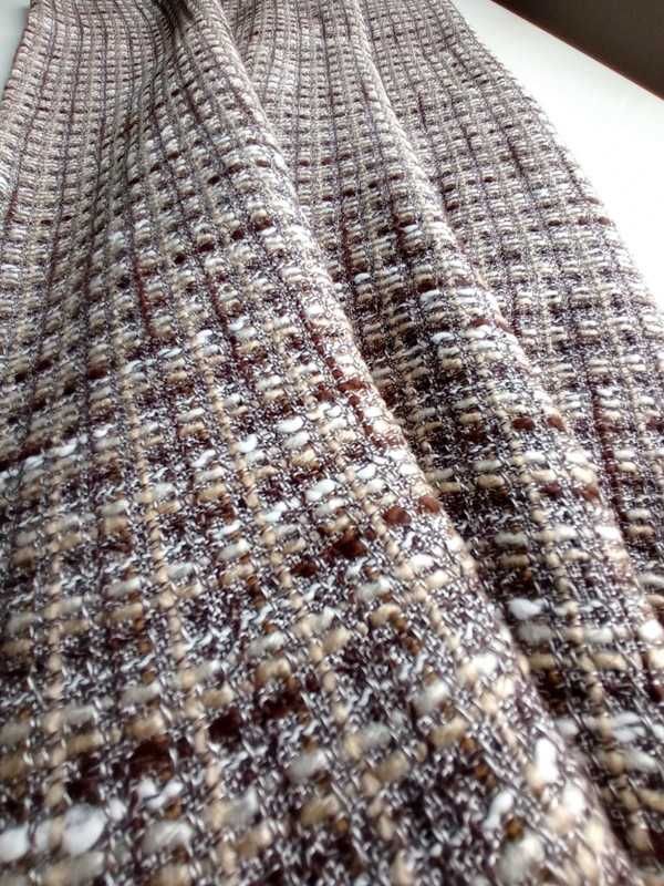 Kupon tkaniny typu tweed