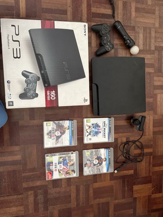 PS3 como nova com caixa e jogos