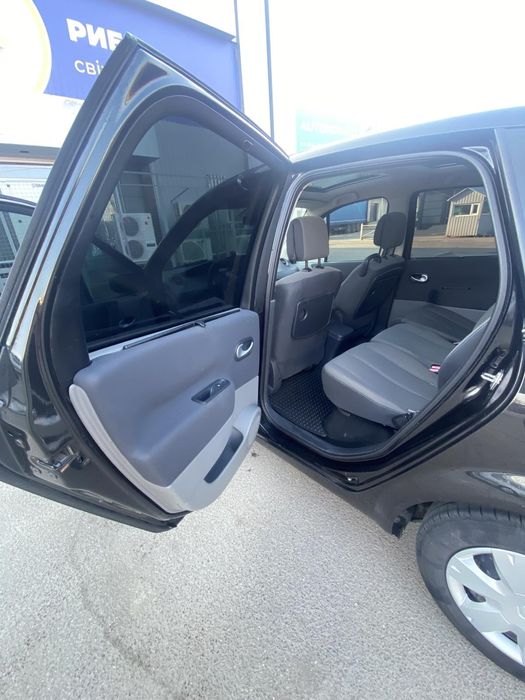 Продам 2008 року Renault scenic 2 з панорамою,  комплектація повна