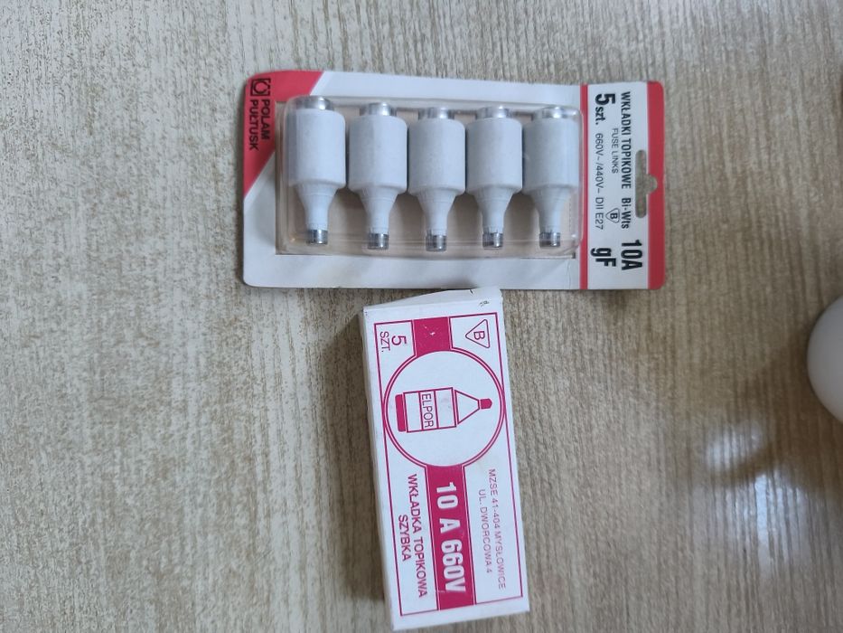 Wkładka topikowa ceramiczna bezpiecznik 10 a