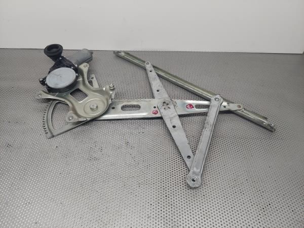 Elevador vidros frente direito TOYOTA Urban Cruiser (_P1_)