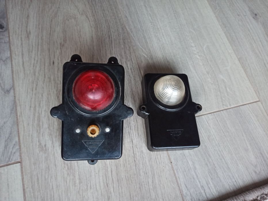Lampka na baterie bakelit wóz konny PRL