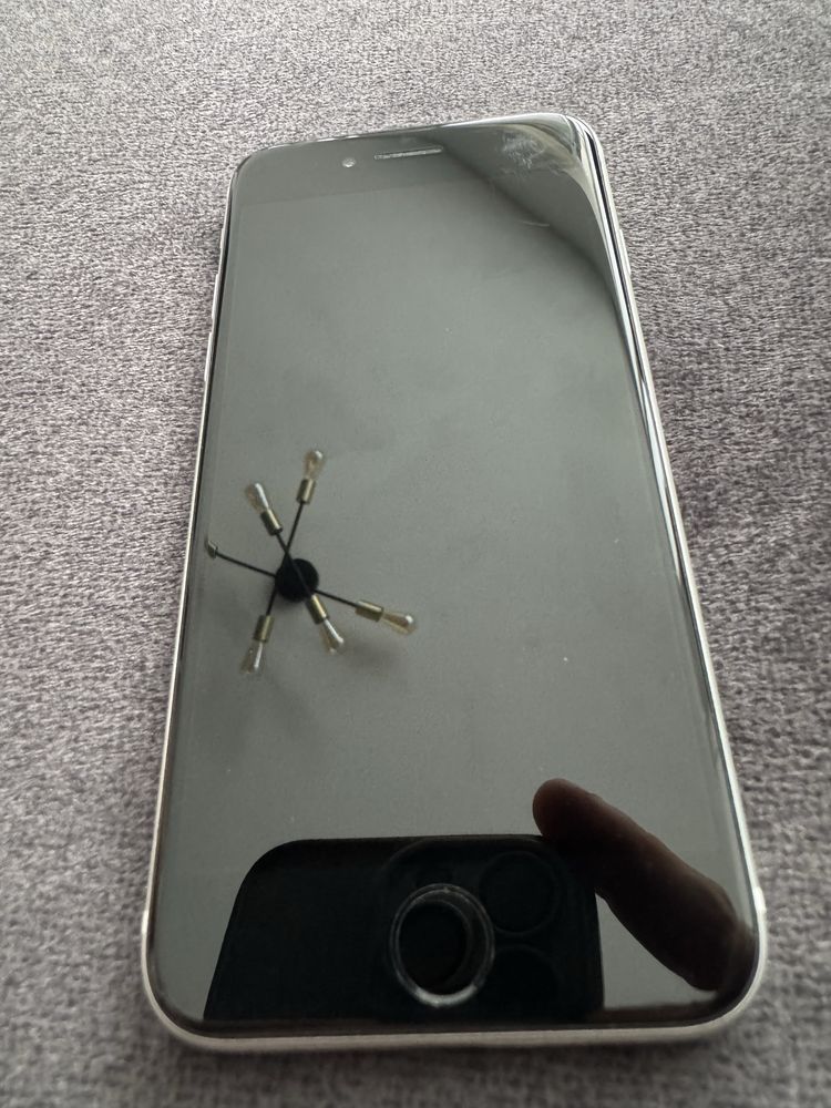 Iphone SE 2 generacji