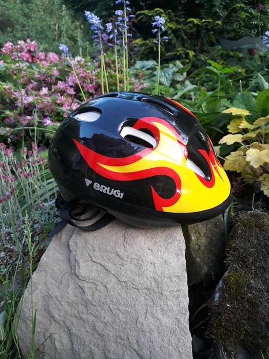 Kask rowerowy BRUGI rozmiar 48-50