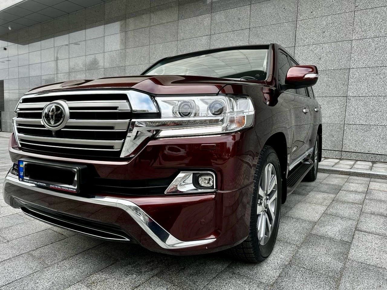 Toyota land cruiser 200 PREMIUM 2016