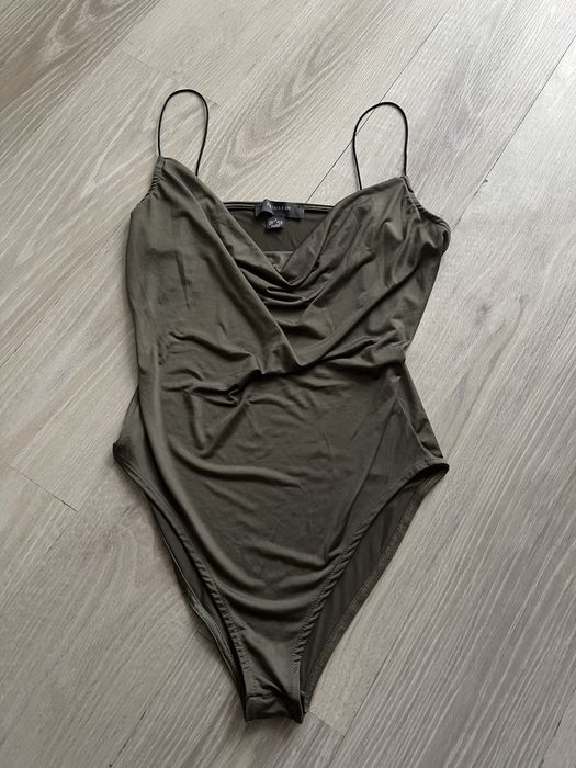 Body na ramiączka khaki