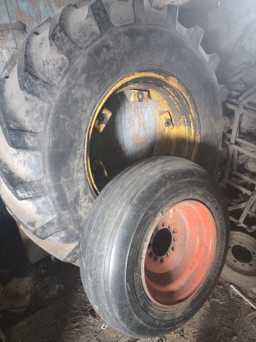 комбайн Volvo 830