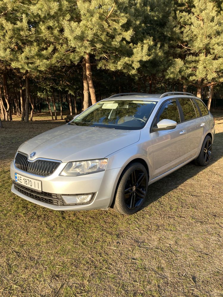 Skoda oktavia 1.6d БЕЗ ПОДКРАСОВ