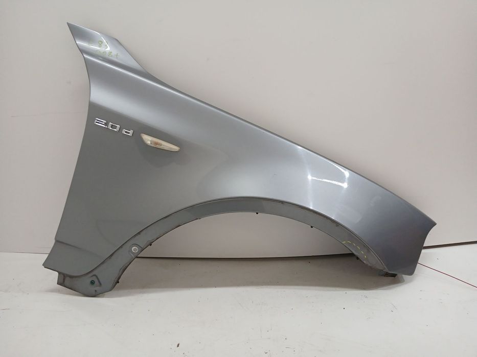 BŁOTNIK PRAWY PRZEDNI BMW X3 E83 SILBERGRAU A08/7