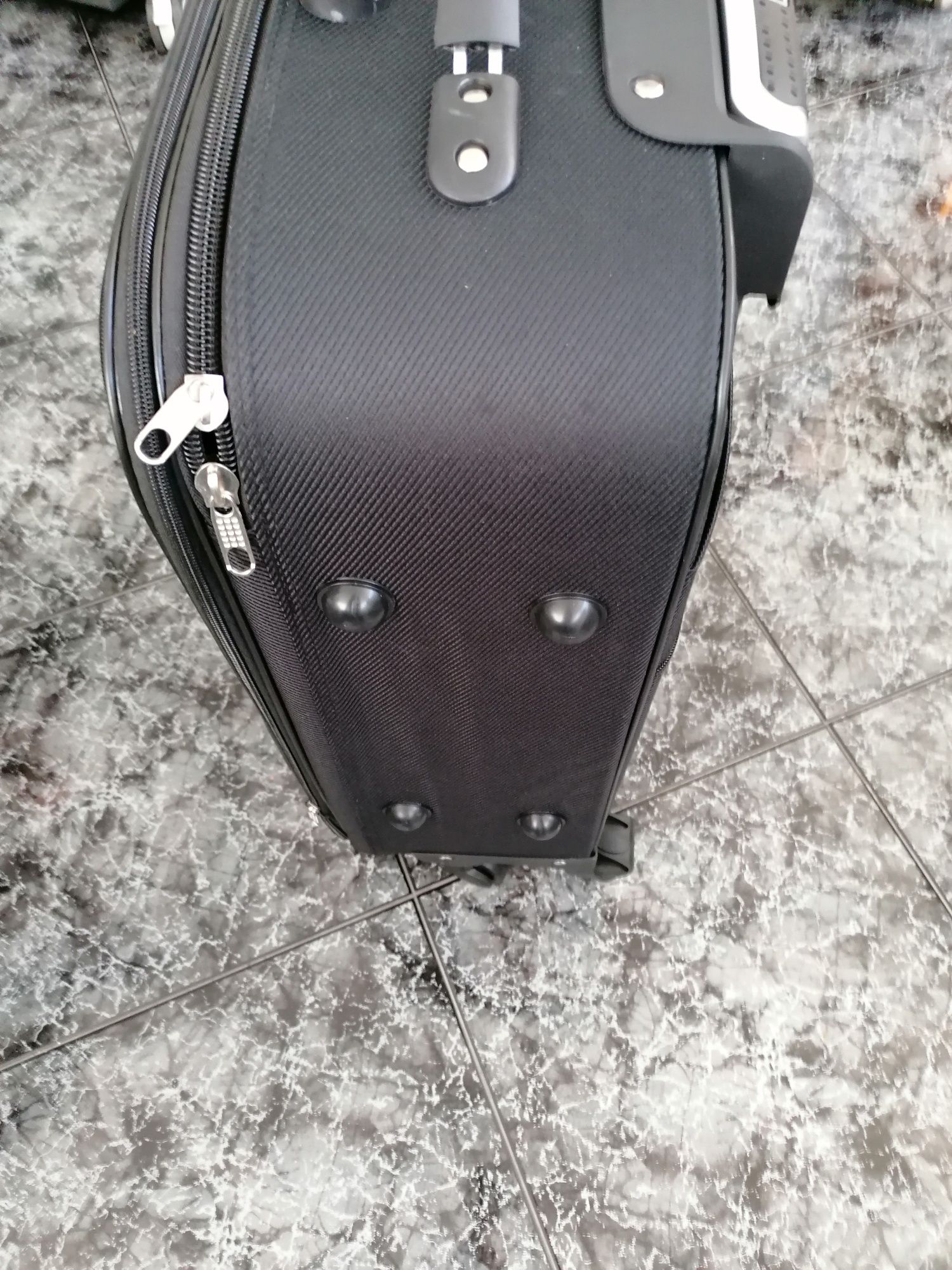 Malas de viagem novas  de  porão