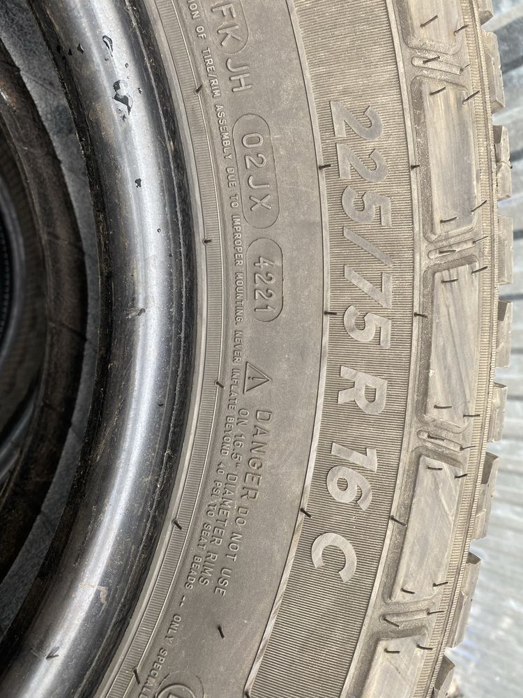 Opona pojedyncza 225/75/16c Michelin Agilis CrossClimate