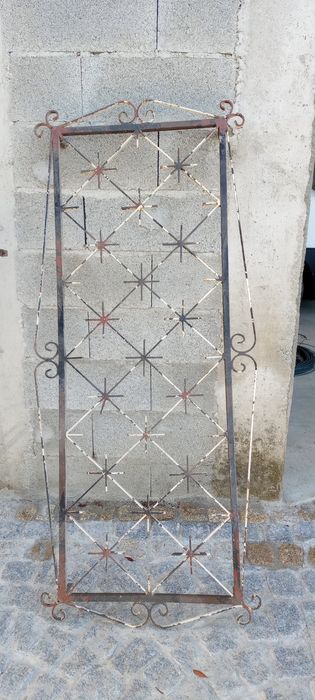 Grades em ferro rústicas para janelas/postigos!