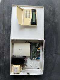 Centrala alarmowa Satel CA-10 komplet z modułem GSM