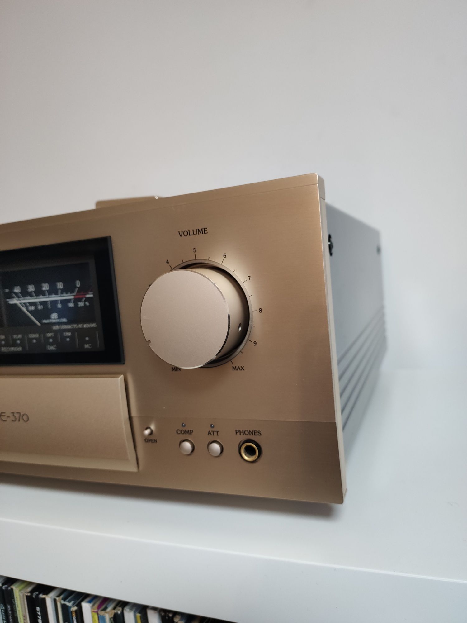 Wzmacniacz zintegrowany Accuphase E-370