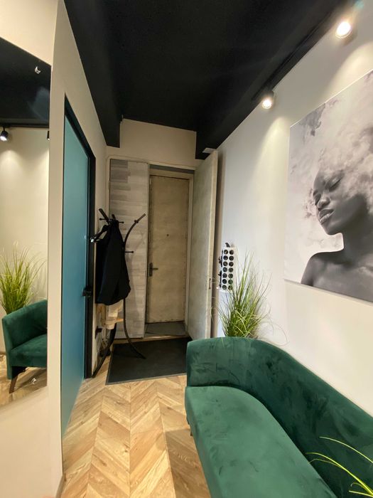 Оренда робочого місця салон краси Дружби народів, кератин, перукар