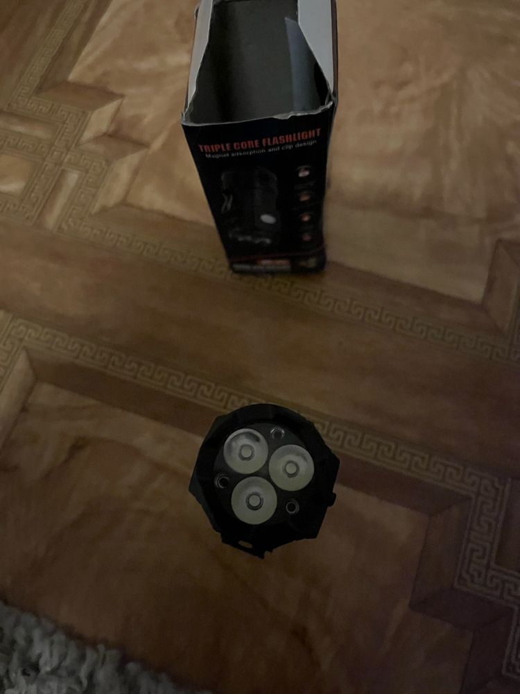 Маленький LED фонарик