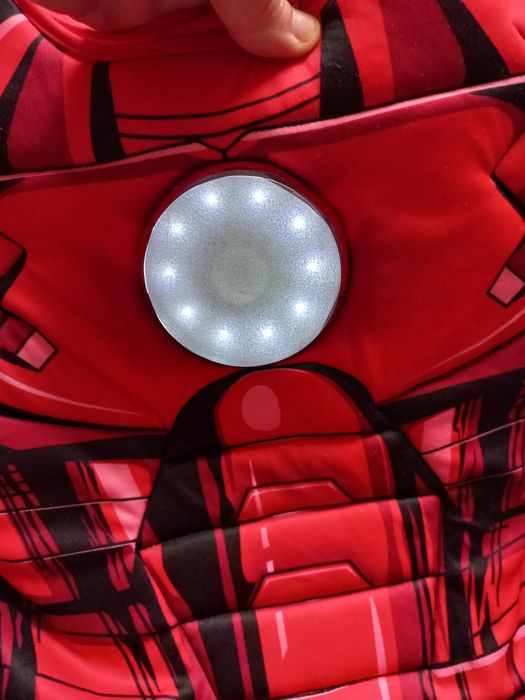 Костюм Залізної людини з підсвіткою,3-4 рочки