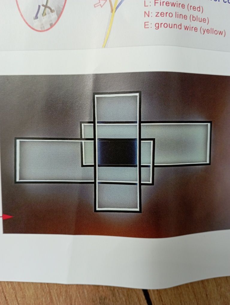 Lampa LED geometryczna