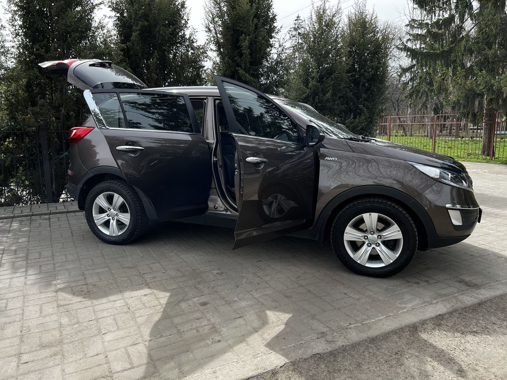 Продам Kia Sportage 2014