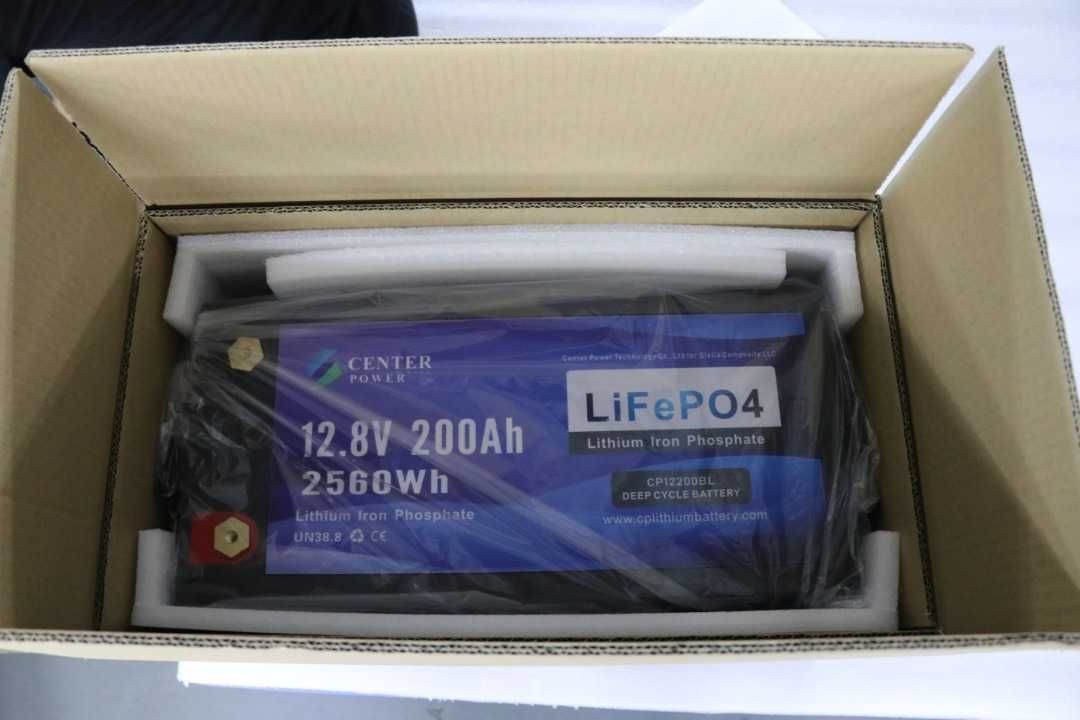 Акумулятор LiFePO4 12V 200Ah +Blue tooth