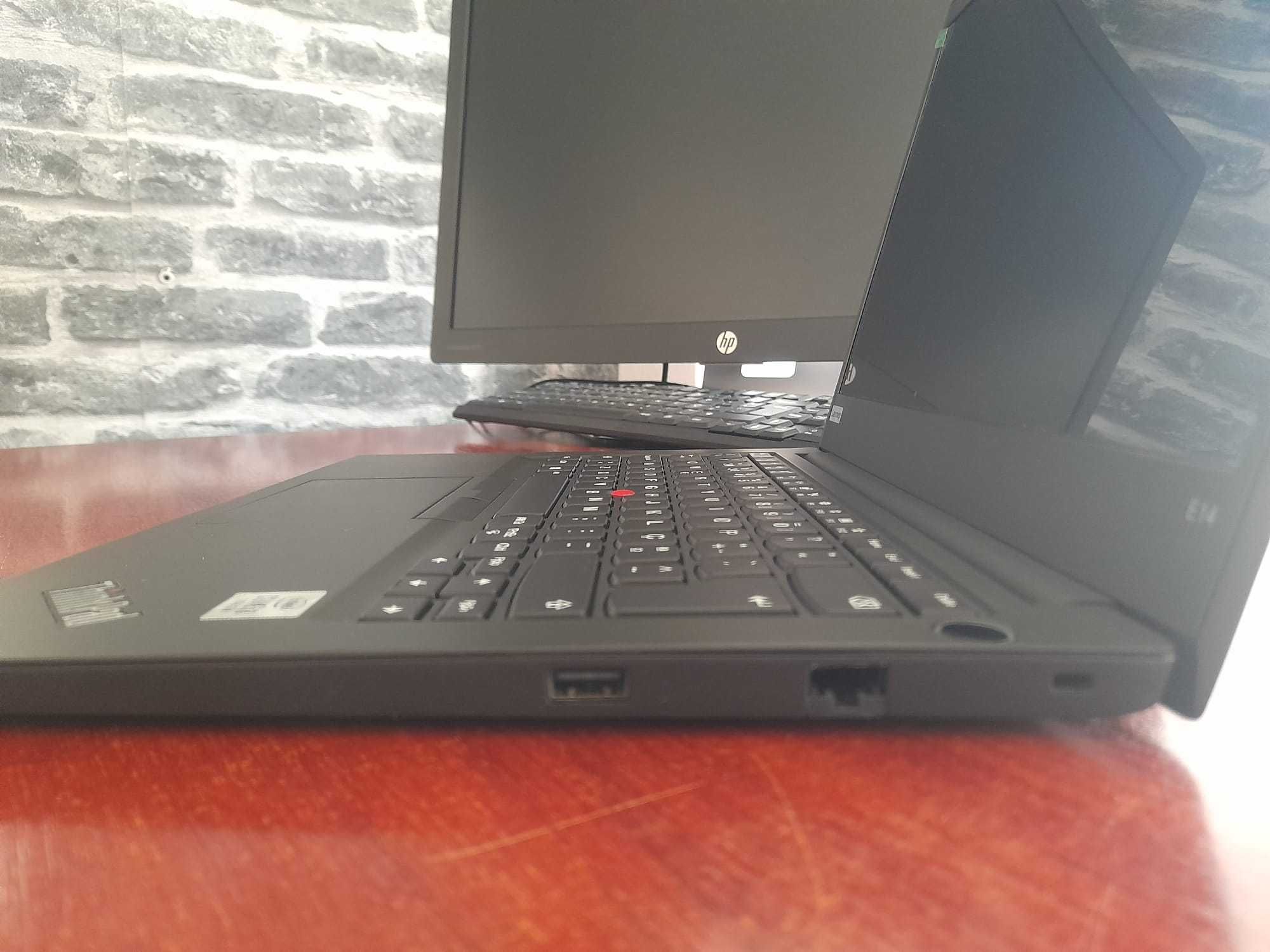 Portátil Lenovo ThinkPad E14 (Garantia 1 ano - Como Novo)