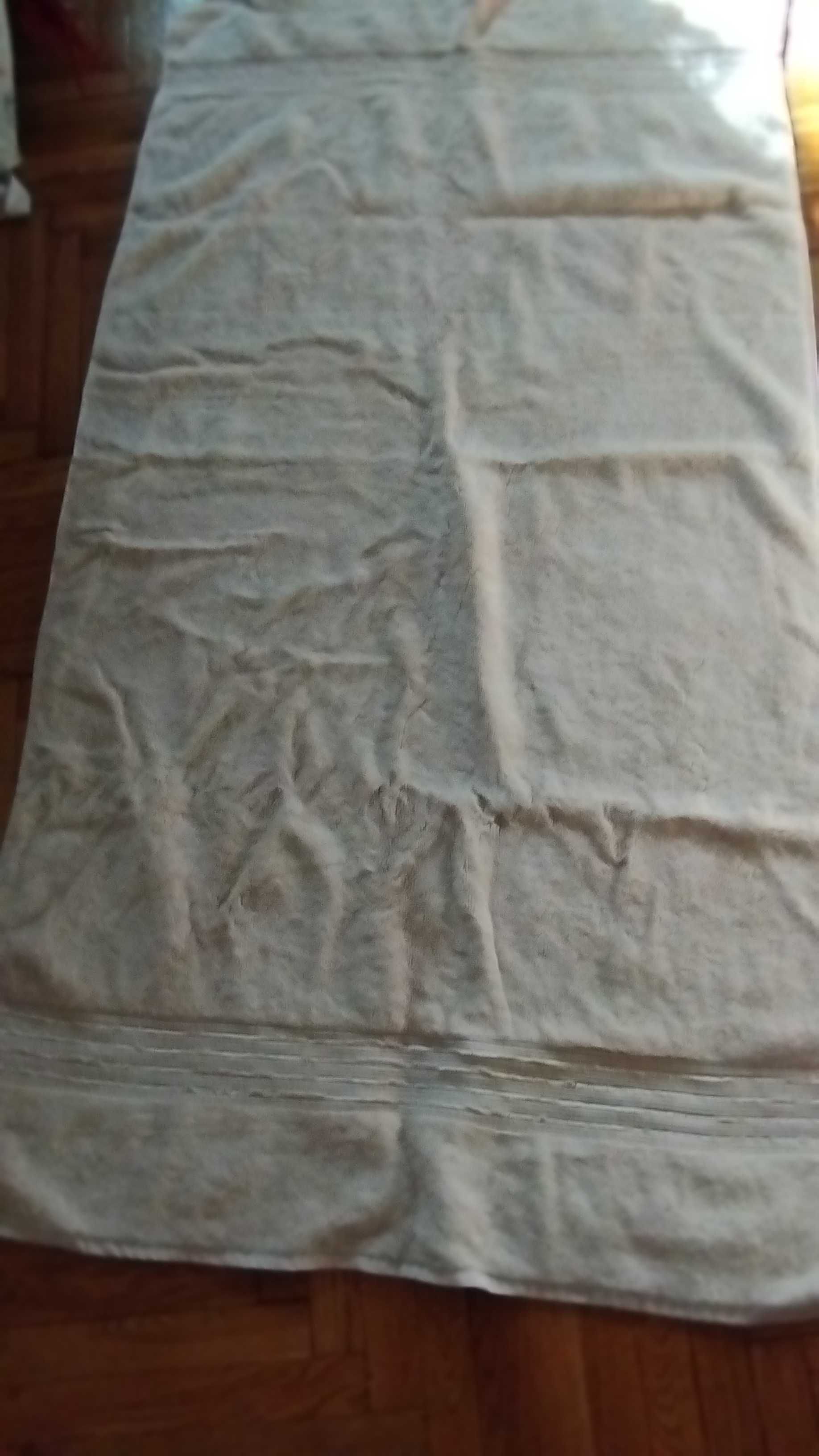 Продам комплекты спального белья полуторный, пододеяльник, полотенце