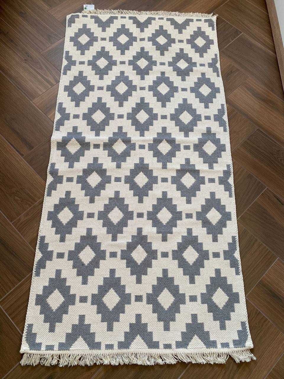 Невеликий килим, плотний ковер, безворсовий двосторонній коврик