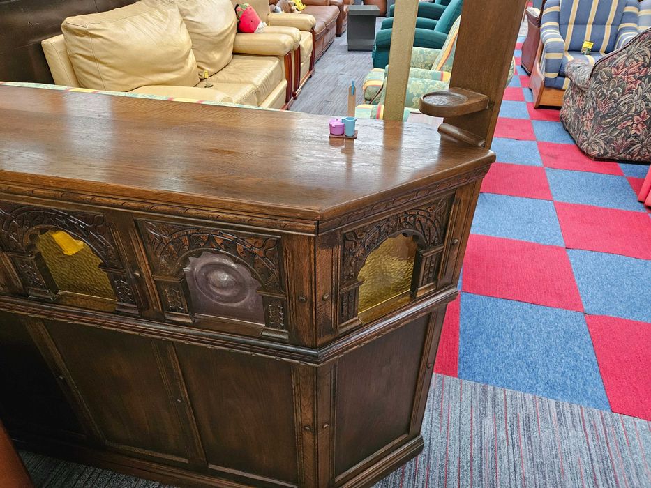 Móvel bar em madeira maciça - óptimo estado geral