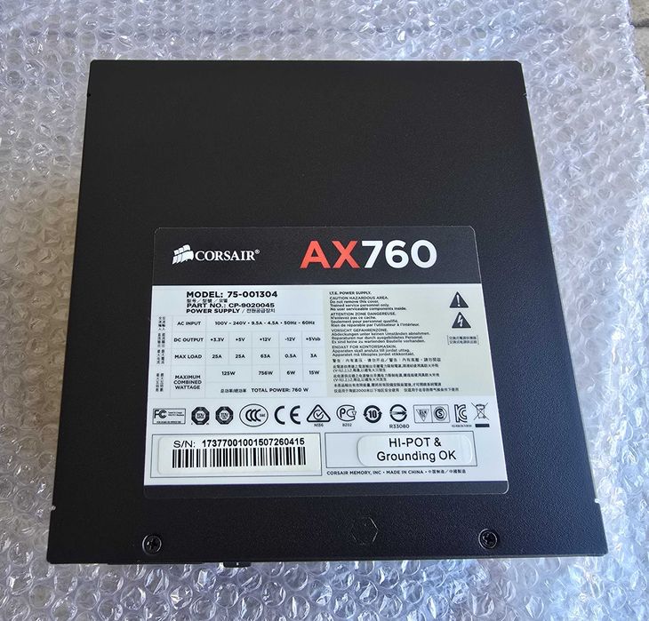 PSU Corsair AX760 80+ Platinum - 760W - Fonte alimentação