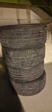 Opony Goodyear 235/45 R17