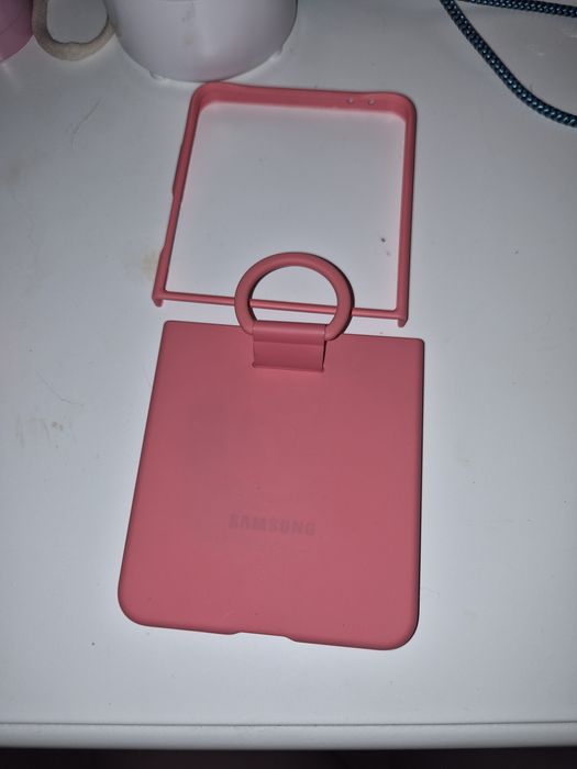 Etui Samsung Galaxy Z Flip 7 coral
