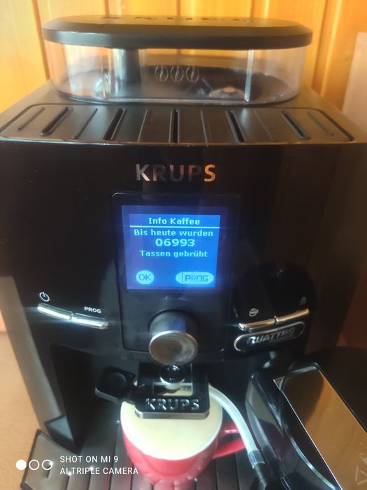 Кавомашина/кавоварка/кофемашина Krups EA 82 з Німеччини ідеал
