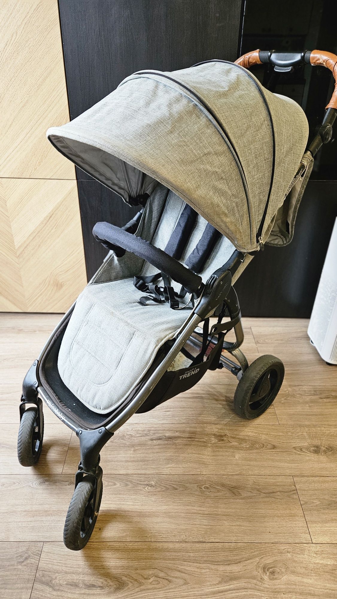 Sprzedam wózek spacerowy Valco Snap 4 Trend 

Oferuję wózek spacero