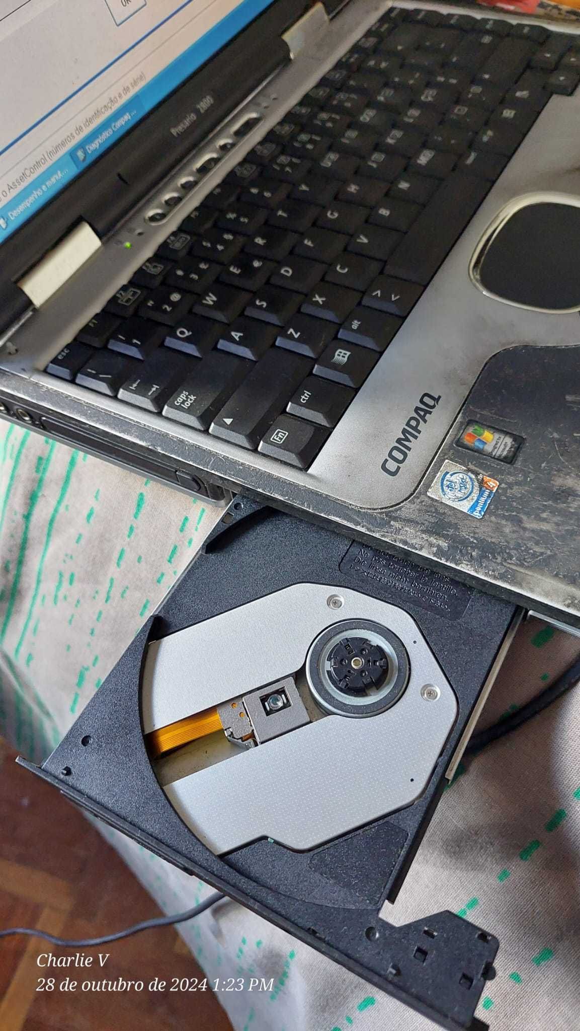 Portátil Compaq Presario 2800