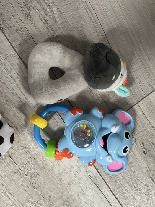 Lamaze grzechotki zawieszki sensoryczne
