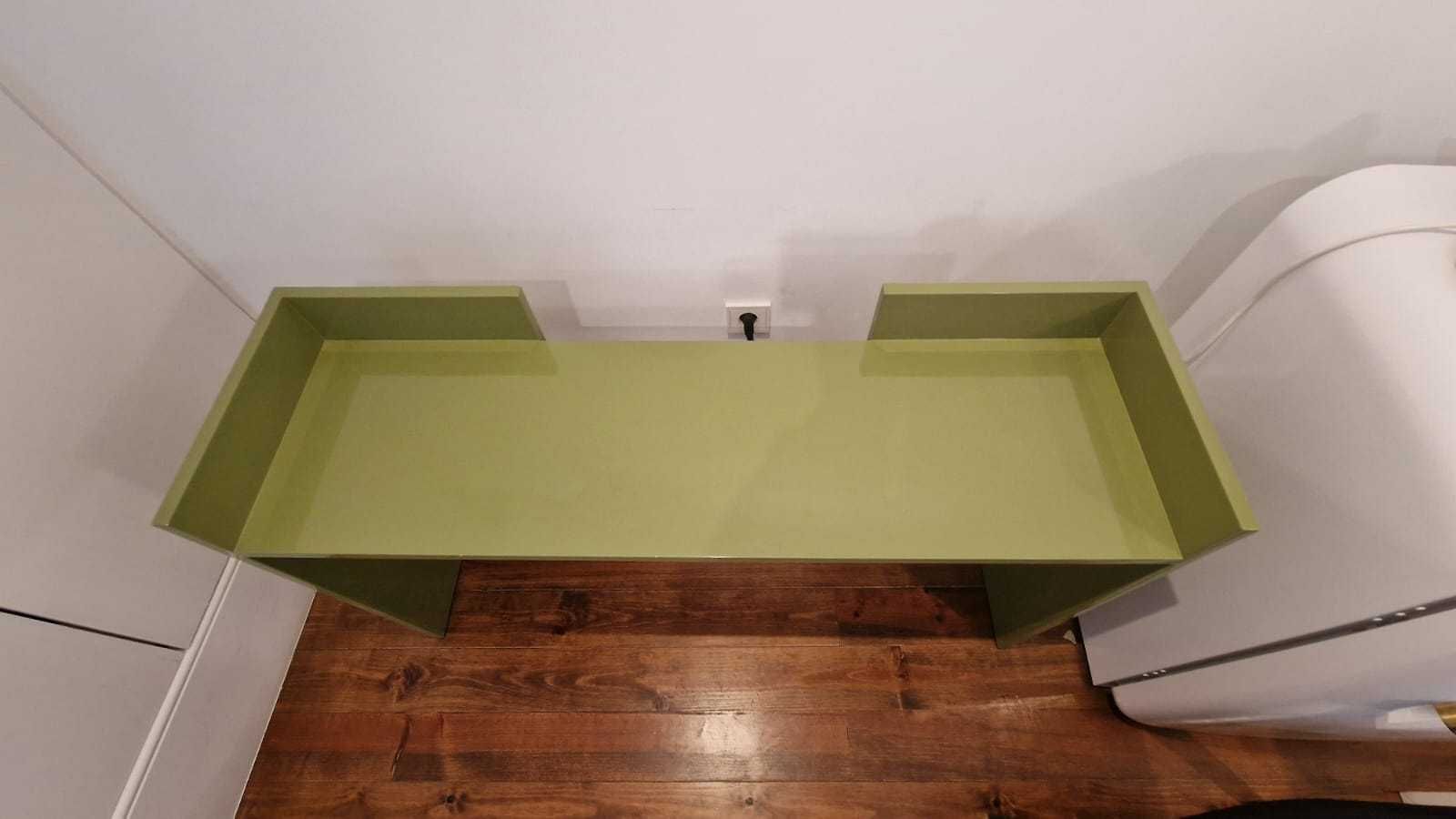 Mesa/Consola Design | Verde Oliva Lacado | 120cm | Porto