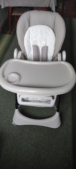 Стільчик для годування Carrello Stella