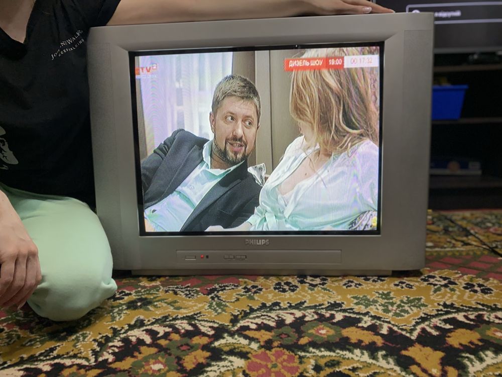 Телевізор Philips 29 дюймів Real Flat TV 73,7 см(29ʼ)